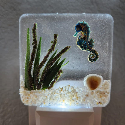 LED Night Light, Beautiful Resin Night Light, Birthday Gift, Housewarming, Gift for Any Occasion, Dragonfly, Butterfly, Turtle, Floral